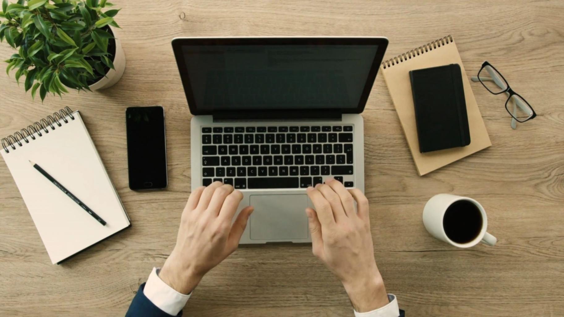 Análisis colaborativo de documentación financiera entre profesionales